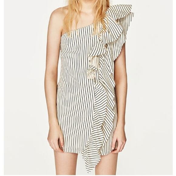 Zara Dresses & Skirts - ZARA Denim Dress One Shoulder Ruffle Striped Ivory Blue Bodycon Sz M